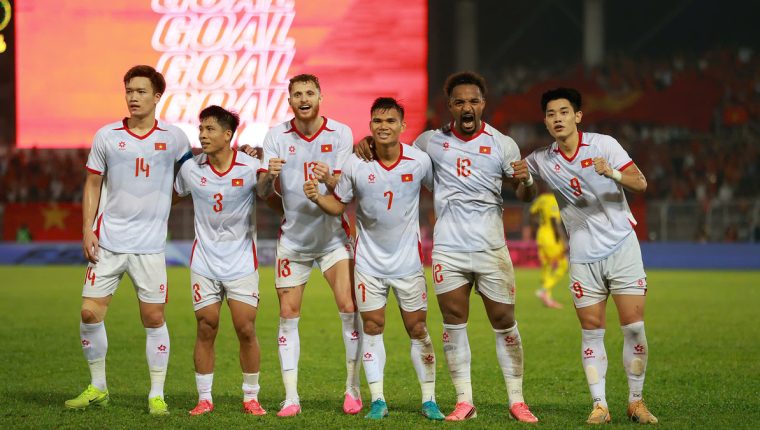 Malaysia 0-1 Việt Nam (H2): Xuân Son ghi bàn