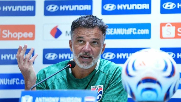 HLV Thái Lan: 'Tôi ủng hộ cách Việt Nam