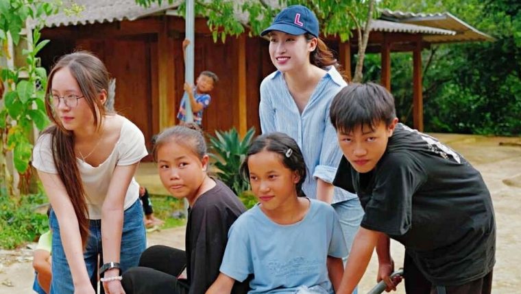 Đỗ Mỹ Linh kỷ niệm 10 năm đăng quang
