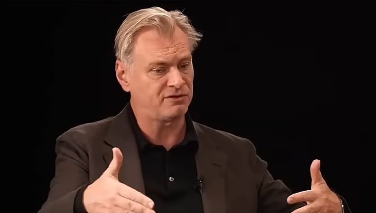 Christopher Nolan phản đối phê bình phim 'nghiệp dư'