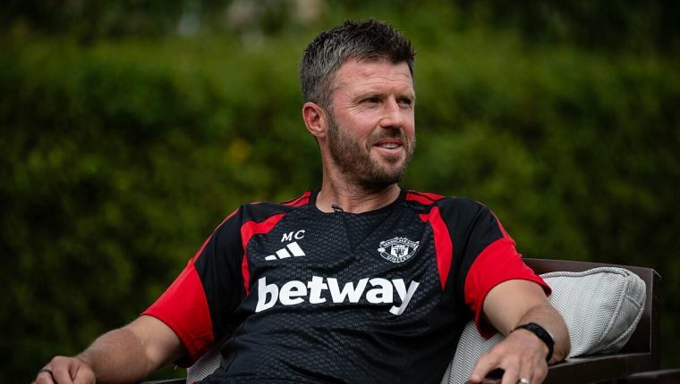 Carrick: 'Đừng bước vào mùa giải với suy nghĩ