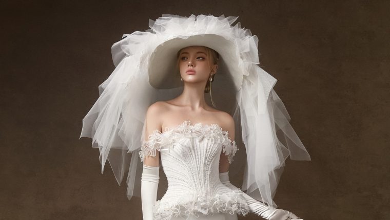 Đầm cưới lấy cảm hứng từ gốm Bát Tràng
