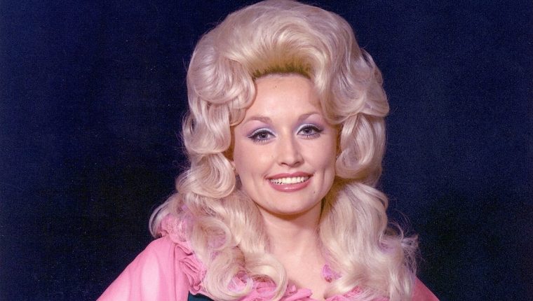 Dolly Parton - 'cô búp bê quê mùa' của