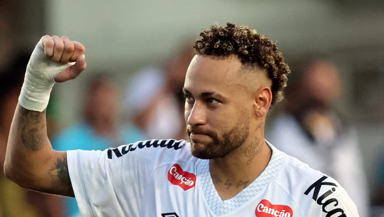 Neymar trả nợ thay cho CLB Santos