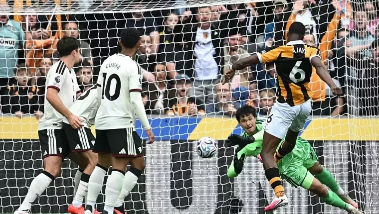 Shearer: 'Man Utd tệ hại ở mọi vị trí'