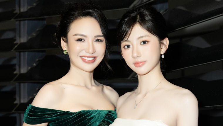 Tuổi trăng rằm của con gái Ngọc Diễm