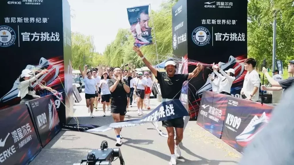 Runner Trung Quốc chạy marathon 372 ngày liên tiếp