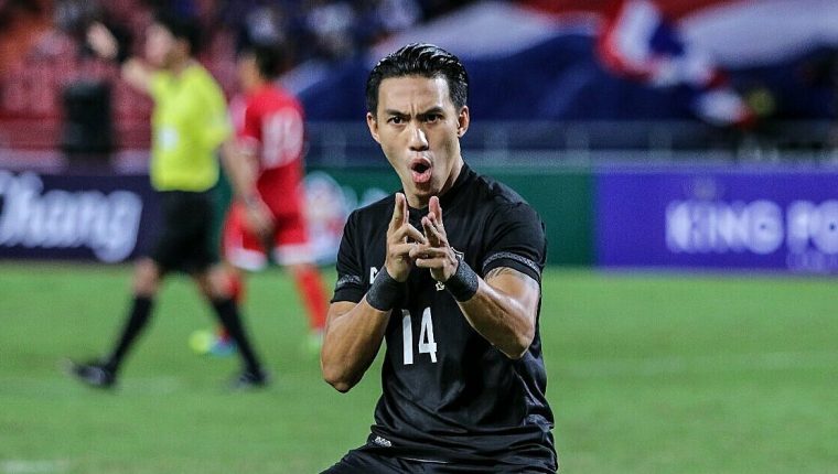 Cựu tiền đạo Thái Lan: 'Việt Nam không tự