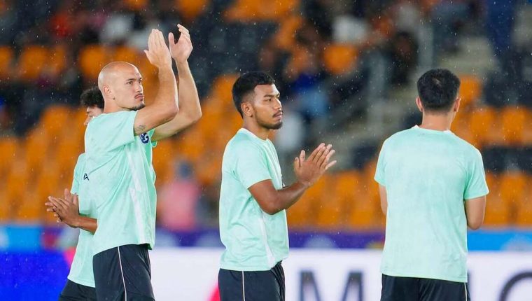 Philippines 0-0 Thái Lan (H1): Đội khách suýt ghi
