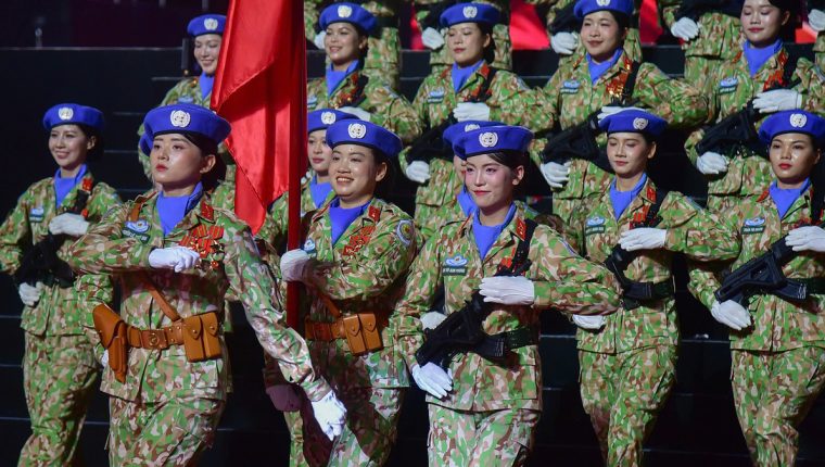 5 khối lực lượng vũ trang diễu binh ở