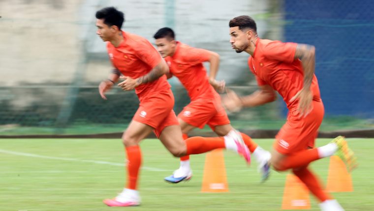 Đội tuyển Việt Nam hứng khởi trước bán kết