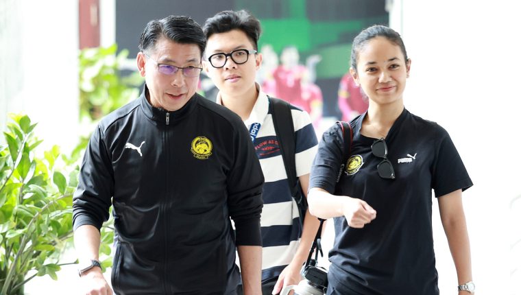 Đội tuyển Malaysia cô đơn ở Hà Nội