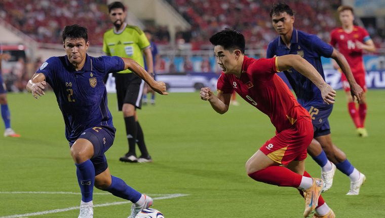 Chuyên gia Siamsport xin các CLB cứu đội tuyển