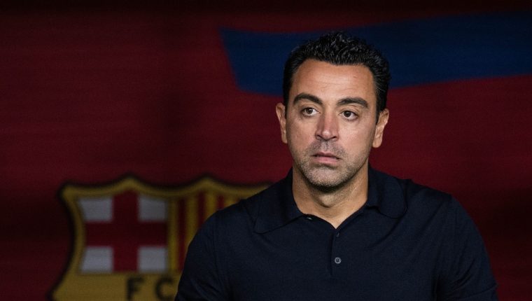 Xavi làm HLV đội tuyển Hà Lan