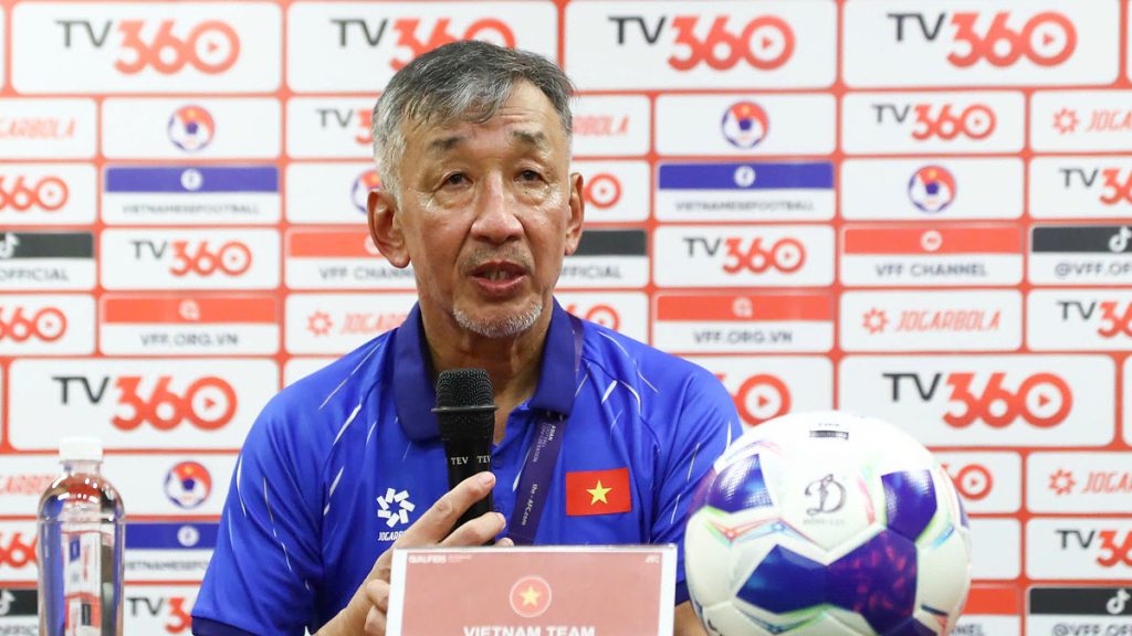 HLV U20 Việt Nam: 'Tôi áy náy với người