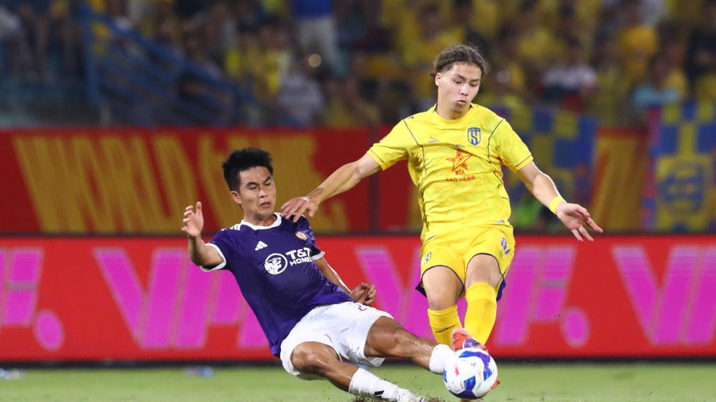 Hà Nội FC thua đậm nhất sau 14 năm