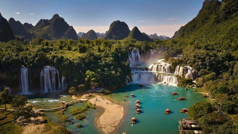 11 'điểm du lịch đẹp nhất Việt Nam' trên
