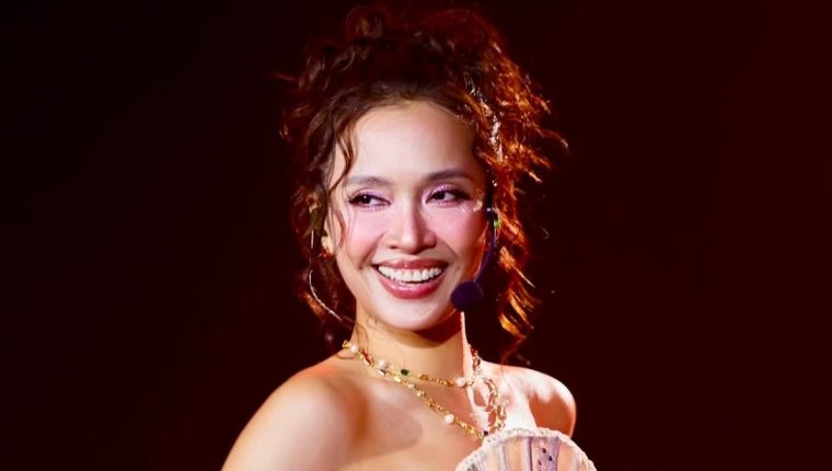 Ái Phương: 'Tôi đẹp hơn nhờ vượt qua nhiều