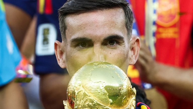 Fabian Ruiz: 'Không ứng viên Quả Bóng Vàng nào