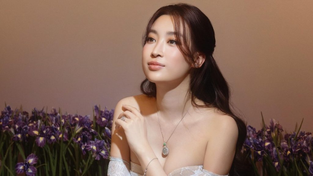 Sắc vóc 'mẹ hai con' Đỗ Mỹ Linh khi