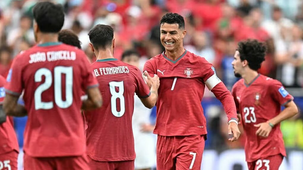 UEFA lên kế hoạch tạo 'Champions League cấp ĐTQG'