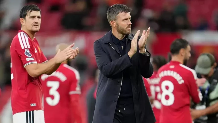 Man Utd lập kỷ lục doanh thu nhưng vẫn