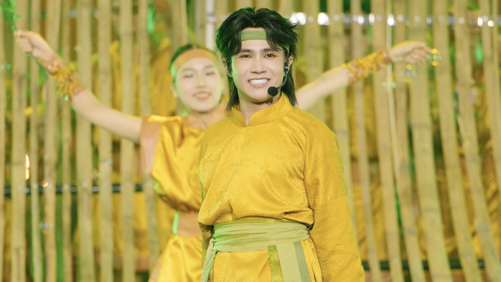 Chèo, cải lương lên sân khấu 'Anh trai vượt