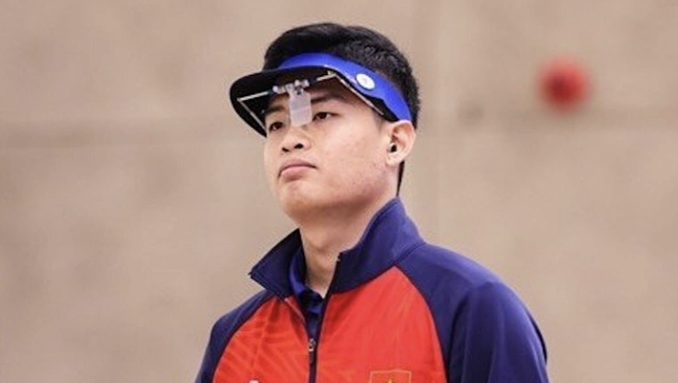 Phạm Quang Huy không bảo vệ được HC vàng