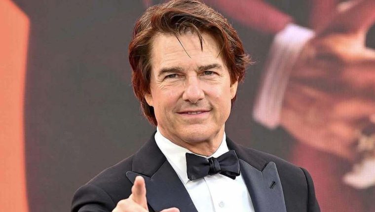 Tom Cruise, kẻ đi ngược thời đại số ở