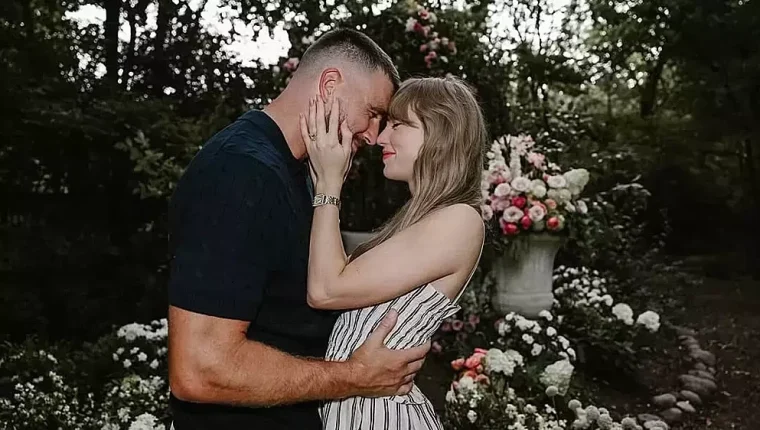 Travis Kelce mua biệt thự triệu USD nghỉ dưỡng
