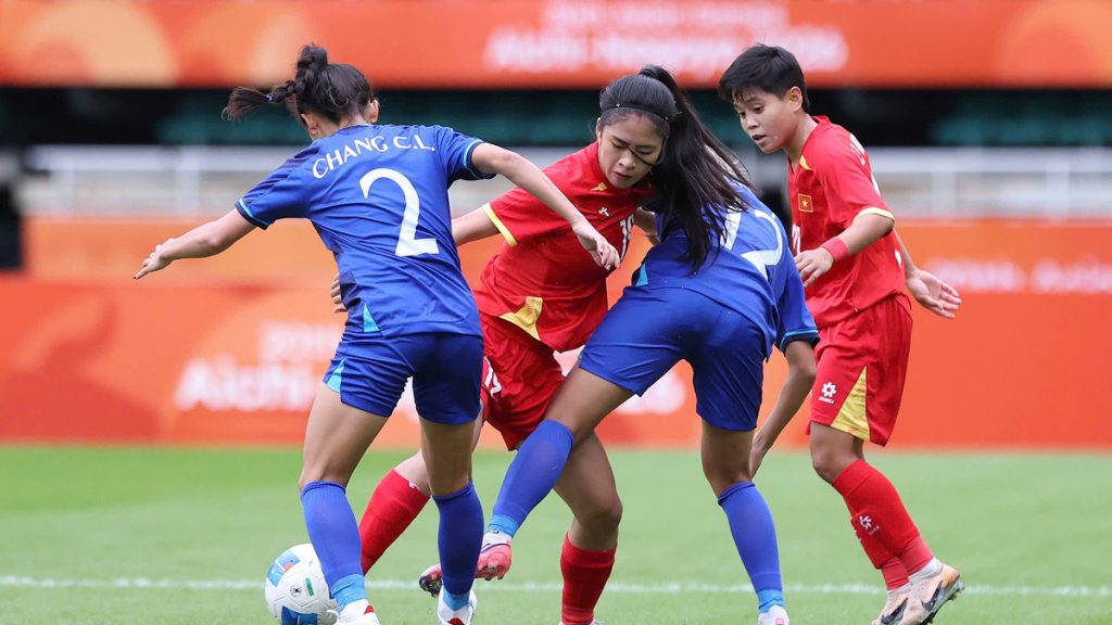 Nữ Việt Nam 0-0 Đài Loan (H1): Thế trận