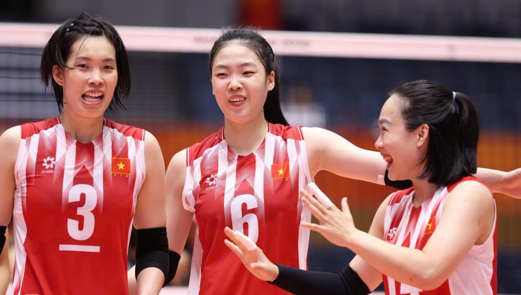 Việt Nam sớm vào tứ kết bóng chuyền nữ