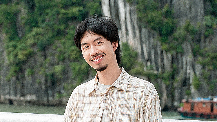 Rapper Đen Vâu nhớ tuổi trẻ cơ cực tại