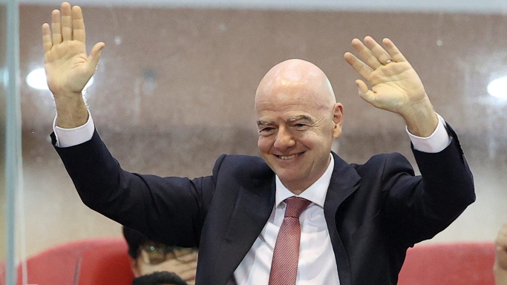 FIFA: UEFA tiến hành chiến dịch bôi nhọ Infantino