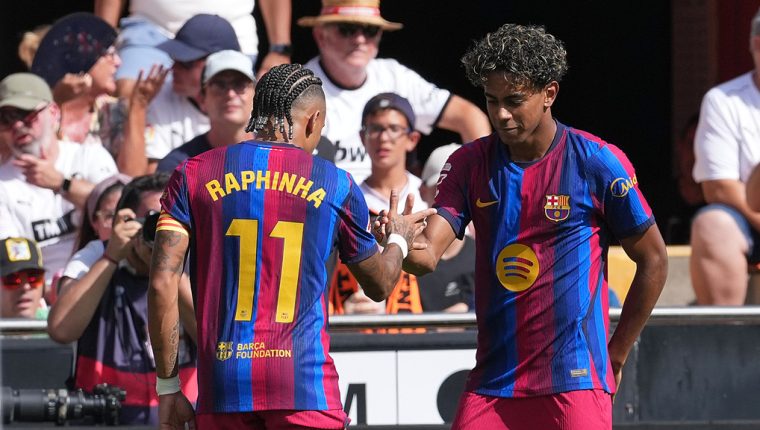 Yamal lập cú đúp giúp Barca đại thắng Valencia