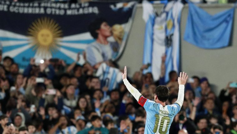 Đêm cuối của Messi với đội tuyển Argentina
