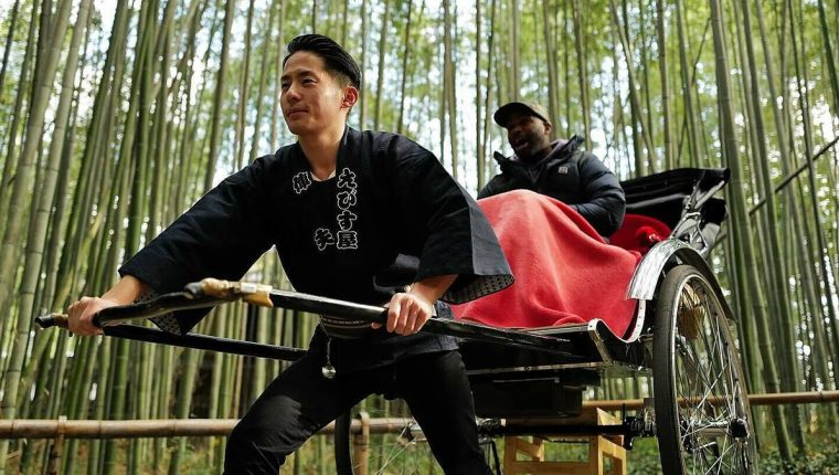 Dịch vụ 'trai đẹp kéo xe' tại Nhật