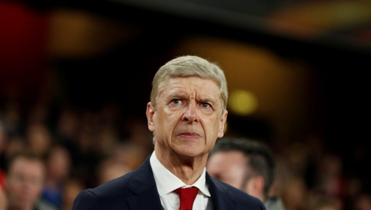 Arsene Wenger đã tố Man City gian lận tài