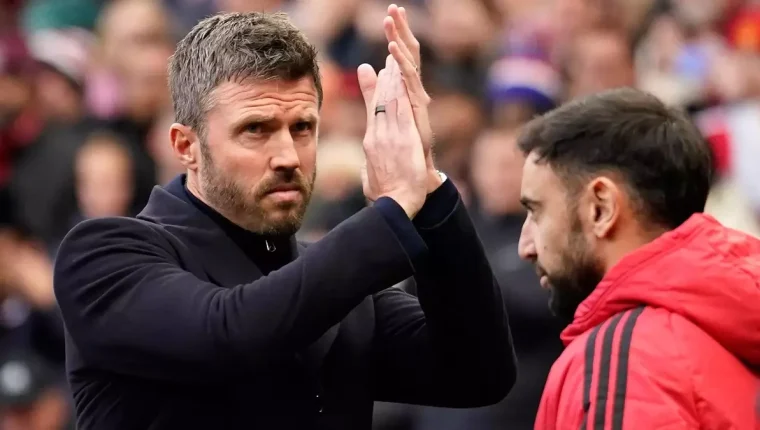 Carrick không tước băng thủ quân của Bruno Fernandes