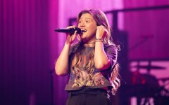 kelly clarkson 1791711618 3785 1791713523