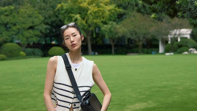 Phong cách đời thường của siêu mẫu giàu nhất