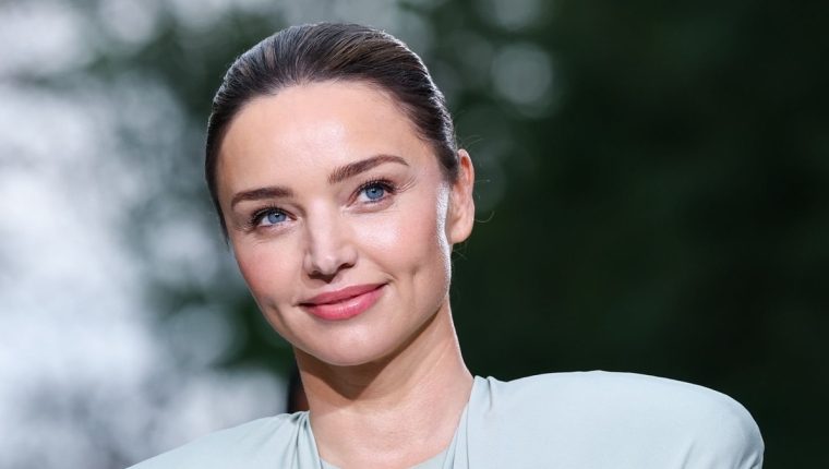 Miranda Kerr trở lại catwalk