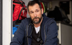 noah wyle trong the pitt 17930 8001 8905 1793100756