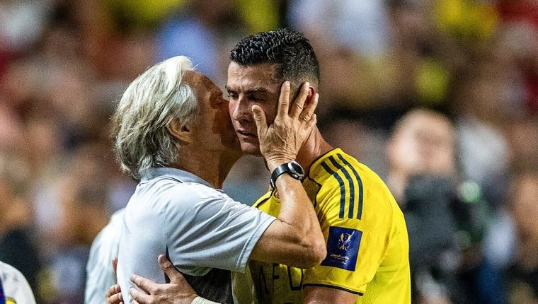 Piers Morgan: 'HLV Jorge Jesus bội ước Ronaldo'