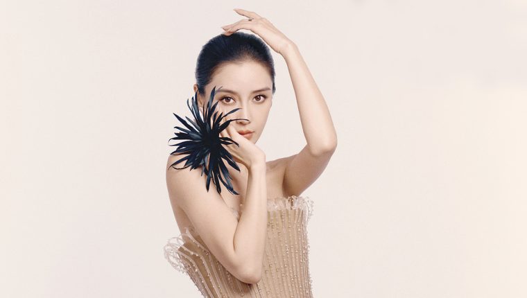 Angelababy hóa nàng thơ trong váy Phan Huy